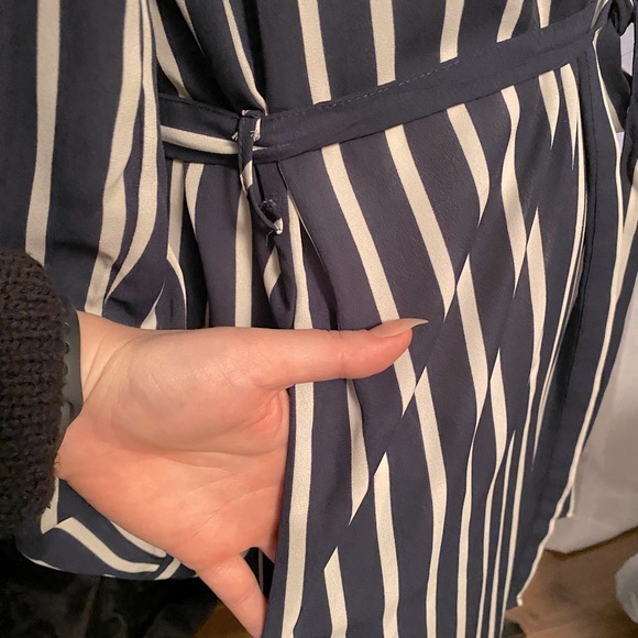 Button up pinstripe navy duster - Picture 7 of 10